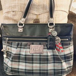 Coach Poppy Tartan Glam Tote 👜